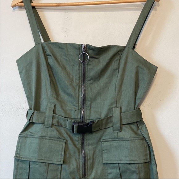 Hello Molly Dress - Picture 4 of 6